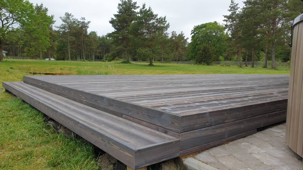 Siberi lehisest terrass