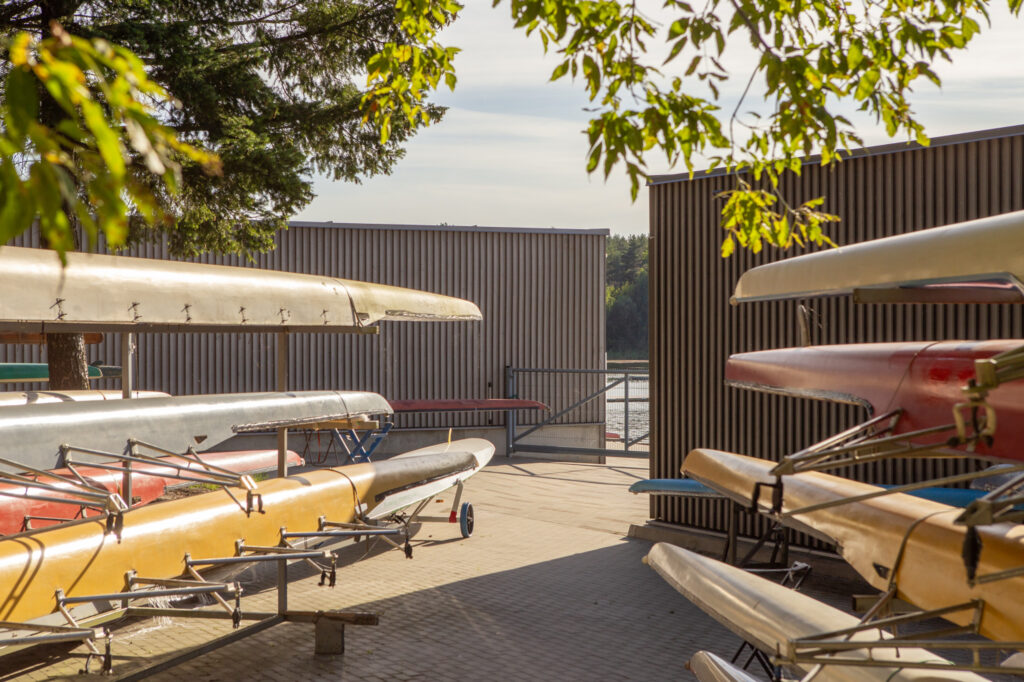 Hall peits Tikkurila 5147 termotöödeldud mänd voodrilaud